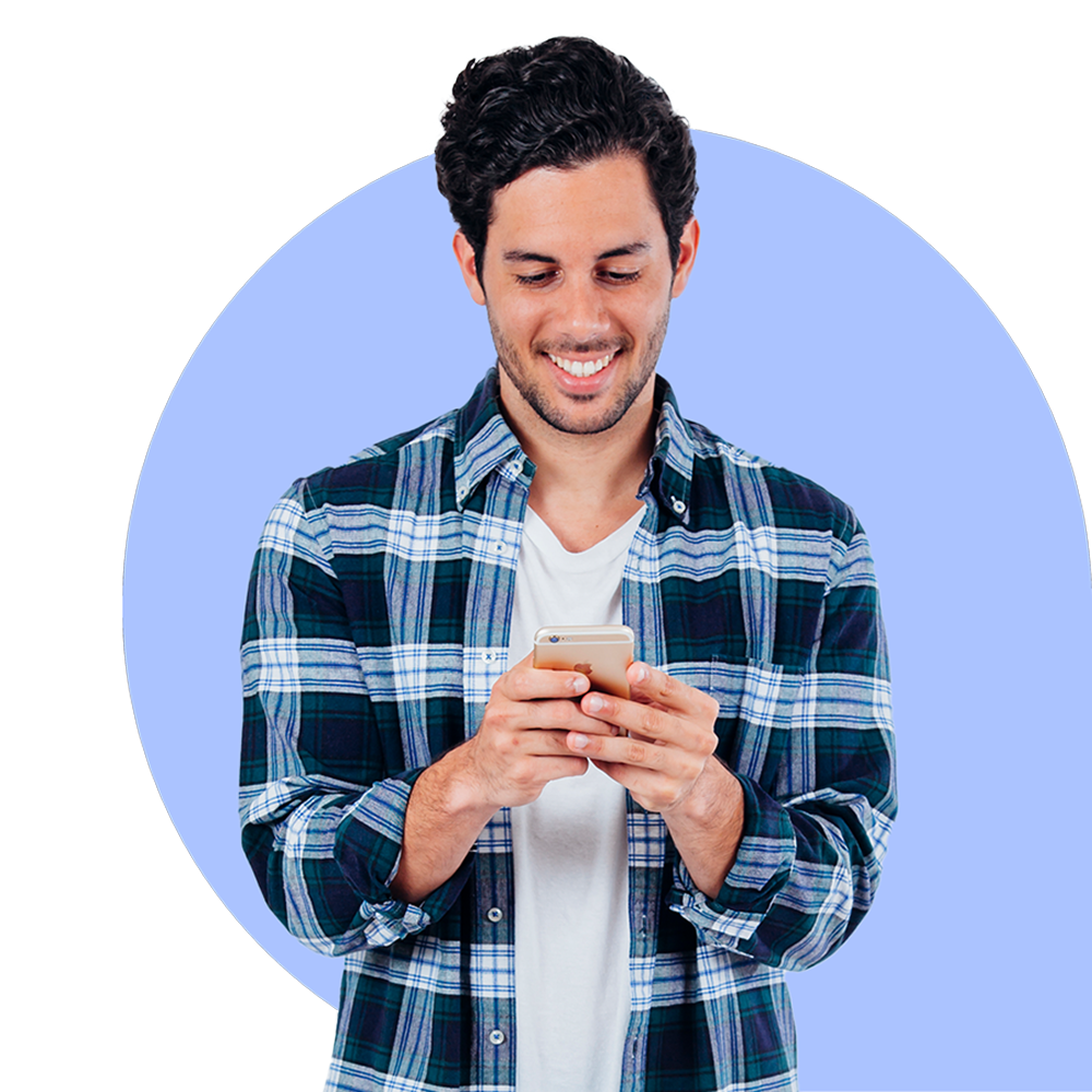Hombre optimizando su comunicación